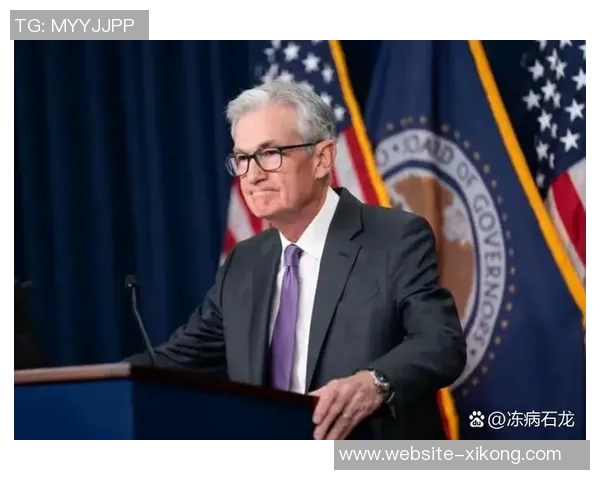 鲍威尔首节火力全开三分球三连击并制造三分犯规表现抢眼