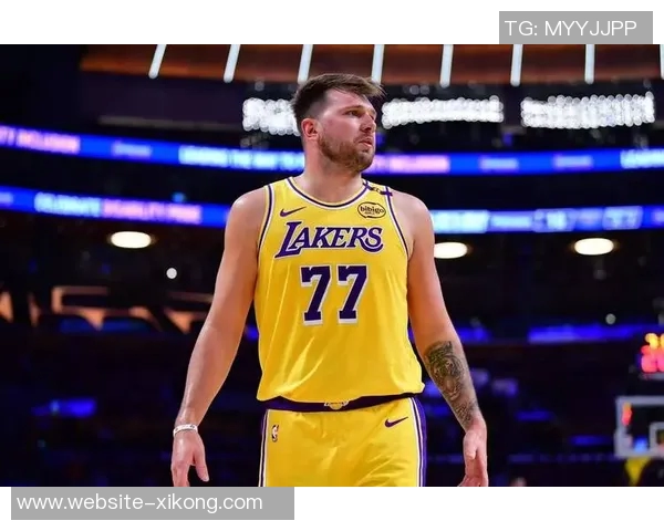 美女球迷深情告白东契奇：下辈子一定要嫁给你就这样约定终身爱情