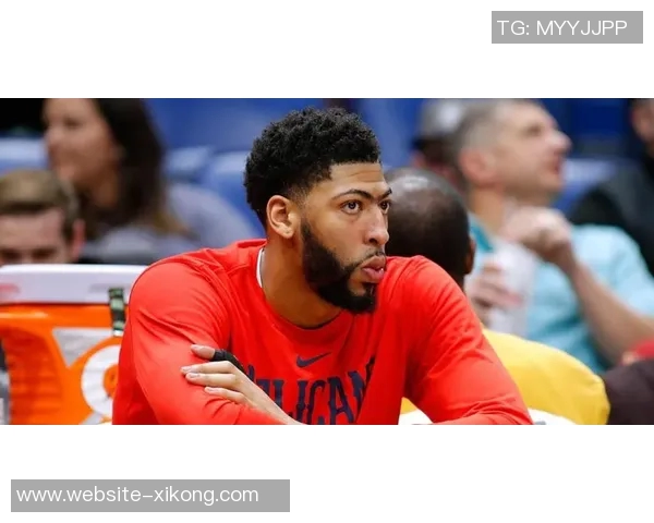 浓眉带病坚持比赛期间两次呕吐全力以赴助球队争胜 浓眉带病坚持比赛期间两次呕吐全力以赴助球队争胜