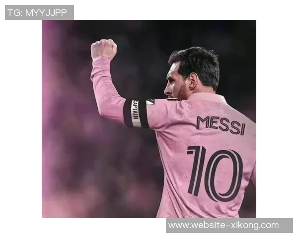 阿迪达斯庆祝与欧冠合作25周年梅西齐祖萨拉赫等明星齐聚海报发布 阿迪达斯庆祝与欧冠合作25周年梅西齐祖萨拉赫等明星齐聚海报发布