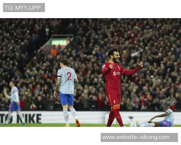 阿玛德荣获非洲杯全场最佳身穿姆伯莫球衣领奖引发热议